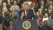 トランプ大統領の支持率34%で過去最低を更新 イランへの軍事作戦「コストに見合わない」が74％ CNN世論調査