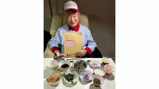 【 ドクター・中松 】　97歳でもパワフル　「本日は特許庁から登録証が来たおめでたい日だ」　栄養満点の食事・充実のアクションに反響