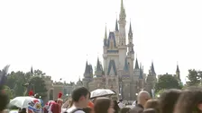 東京ディズニーリゾート 10月からチケット上限価格を引き上げ　一部の需要が高い日のみ対象に 「1デーパスポート」大人価格は1500円引き上げで1万2400円に