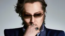 【 石井竜也 】急性虫垂炎・腹膜炎で今月11日から開催の洋上クルーズ出演を見合わせ　出演者は相川七瀬に変更に