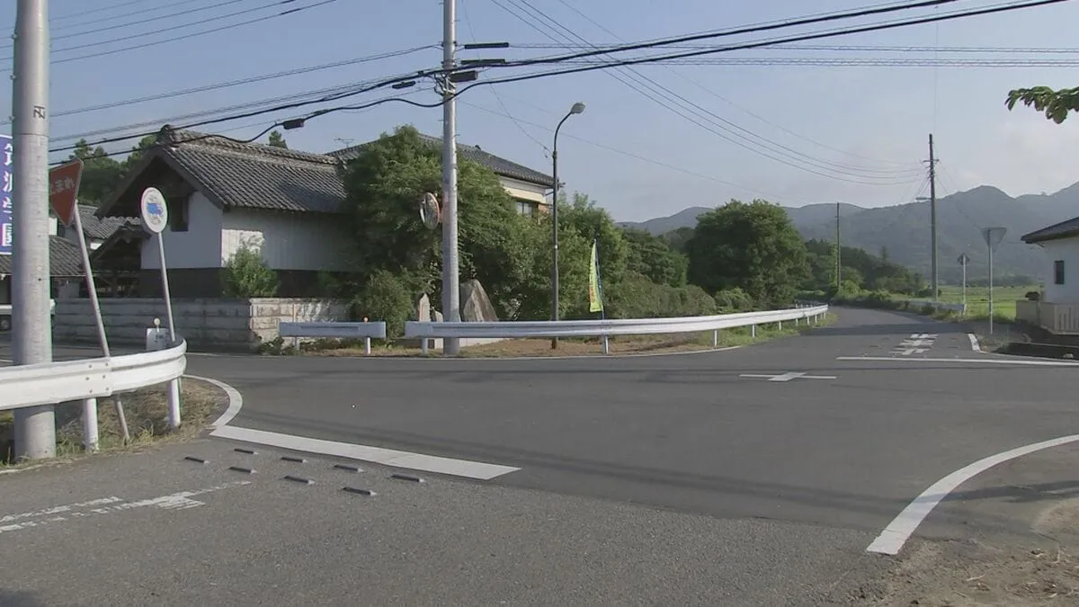茨城・桜川市で車2台が衝突　60歳くらいの男性と80歳くらいの女性が死亡