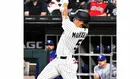 村上宗隆、史上初の日本選手新人30号到達！17試合ぶりの2ランHRで先制　新人球団記録まではあと5本