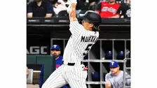 村上宗隆、史上初の日本選手新人30号到達！17試合ぶりの2ランHRで先制　新人球団記録まではあと5本