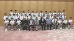 「私と違って体を大事にして」 高市総理が官邸に沖縄の小中学生を招きプレゼントを交換