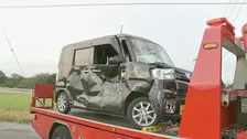 上信電鉄の踏切内で軽乗用車と電車が衝突　軽乗用車が踏切で立ち往生している時に衝突か けが人なし　群馬・高崎市
