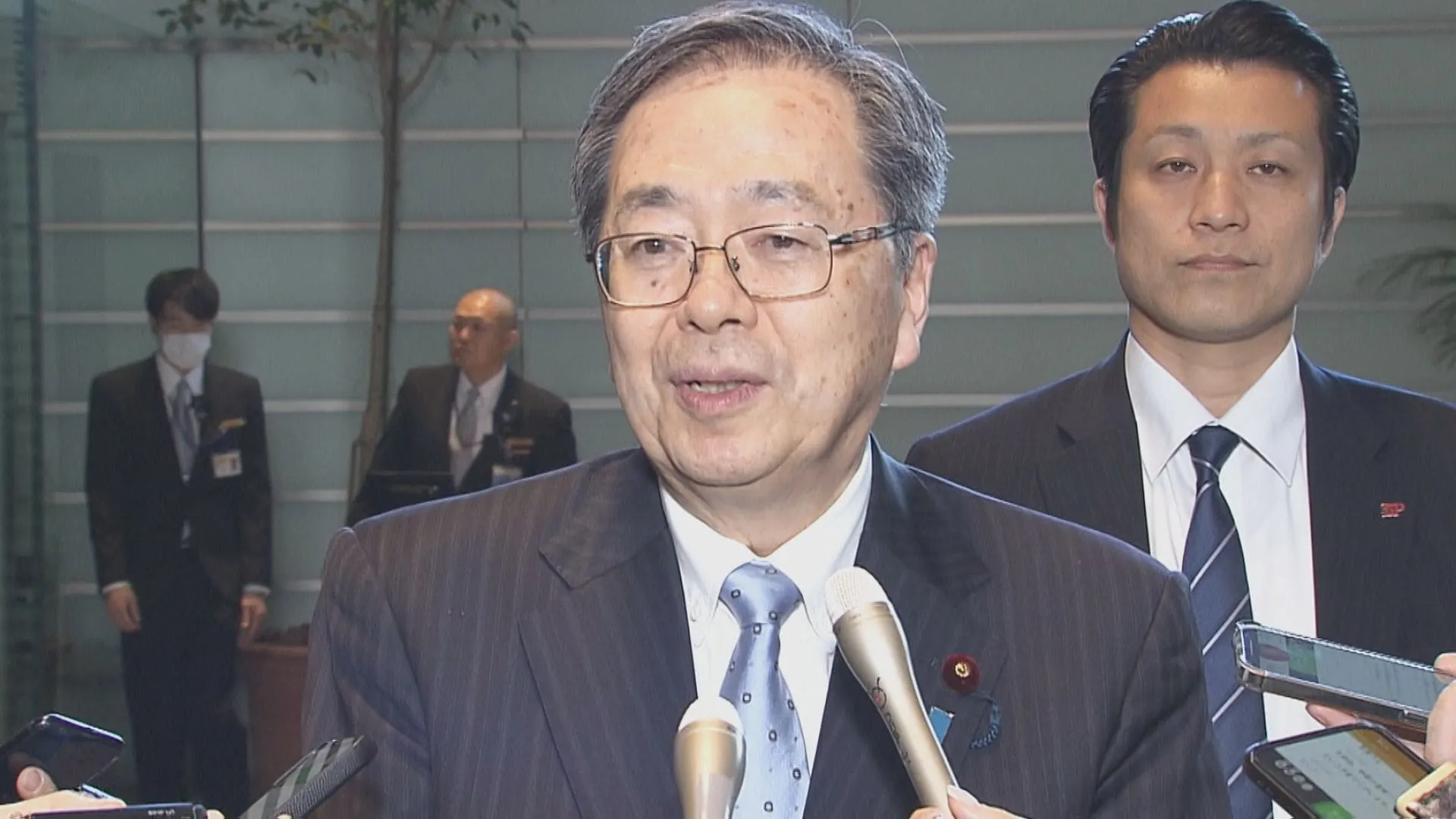 総理が習主席宛ての親書を公明代表に託す　斉藤代表「懸案事項を率直に話し合っていきたい」