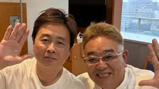 病床お見舞い【 河本準一 】〝伊達ちゃんお見舞い来てくれました〟サンド伊達みきおさんとの2ショット〝順調そうです〟