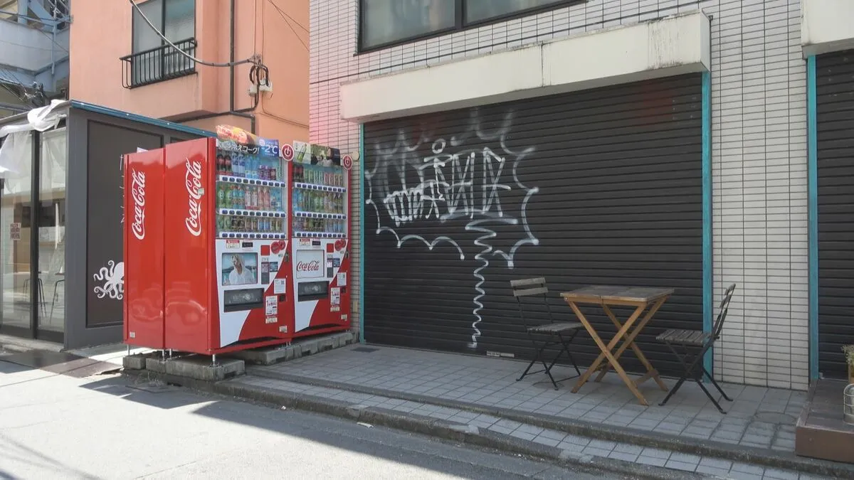 「かっこいいと思った」ビルのシャッターに落書きしたとして男（18）逮捕　渋谷区は“落書き対策”に年間約2億円を計上