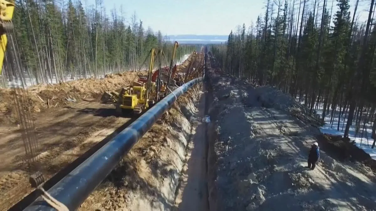 ロシア 中国へのガス供給拡大へ　新パイプライン建設で覚書