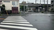 千葉市中央区の交差点でひき逃げ事件 トラックに男性2人がはねられけが 運転手とみられる男は一度降車も、通報せず逃走