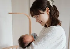【藤井サチ】第１子出産を報告「やっと会えた〜〜」「すやすやと腕の中にいてくれることが嬉しくて、愛おしさでいっぱいになる毎日です」