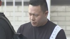 警視庁や大分県警の警察官などを装った特殊詐欺Gの現金回収か…指定暴力団住吉会系「幸平一家」傘下組織の組員の男(25)逮捕　関係先を家宅捜索