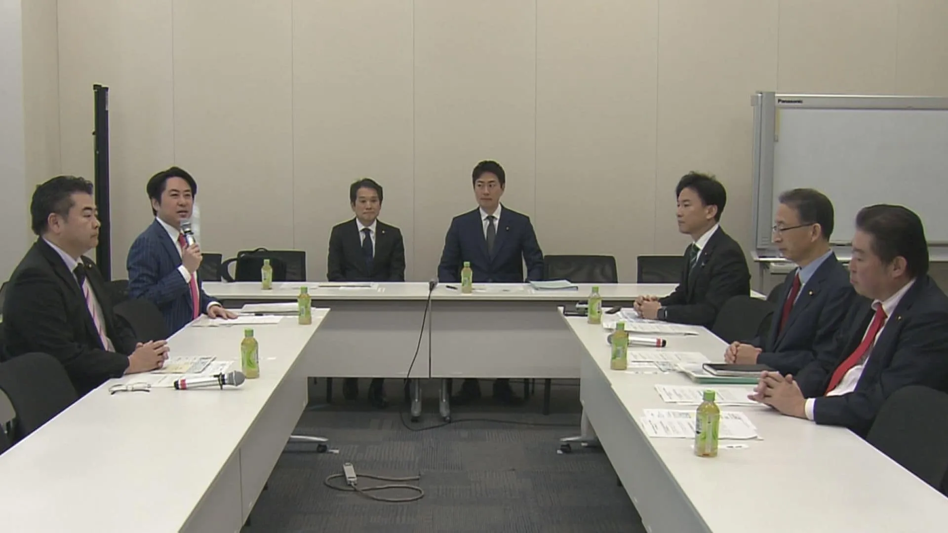 どうなる？企業・団体献金　立憲・維新などは野党案で一本化　公明・国民は与野党の合意点を探る実務者協議へ