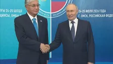「紛争を凍結すべき」 カザフスタン大統領が同盟国ロシアに提言　ウクライナ侵攻めぐり　プーチン大統領との会談で