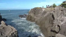 沖に流され行方不明の中高生3人 死亡確認 現場近くの海で見つかる 鹿児島・いちき串木野市