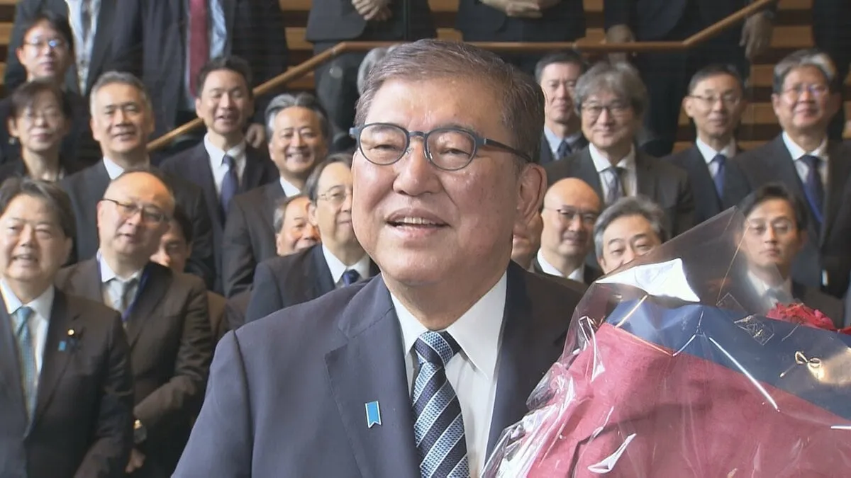【速報】石破総理が退任「1年本当にいい仕事をさせていただいた」 在職日数386日 大きな拍手のなか官邸を後に