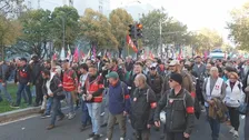 フランスで3週連続となる大規模デモ 教育環境の改善や物価高対策を求め約32万人参加　ドイツでは学生ら数万人が徴兵制の導入反対など訴える