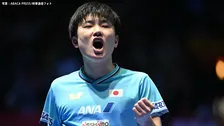 前回王者・張本智和が豪州エースをストレートで退け、危なげなく1回戦を突破【WTTチャンピオンズ】