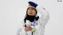 “大大大逆転”で奇跡の金メダル！場内騒然の転倒→最終ランでフルメイク、韓国代表・チェ・ガオンが涙の初優勝【ミラノ五輪・スノボHP女子】