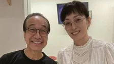 VIVANT【宮下今日子】小日向文世さんとの思わぬ2ショット写真公開に　VIVANTファン騒然「嘘だろ…専務もシンシー？！」