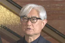 【 堤幸彦 】　唯一の仕事は　高橋克典さんの「ギャグをやりたがるのを止めること！」