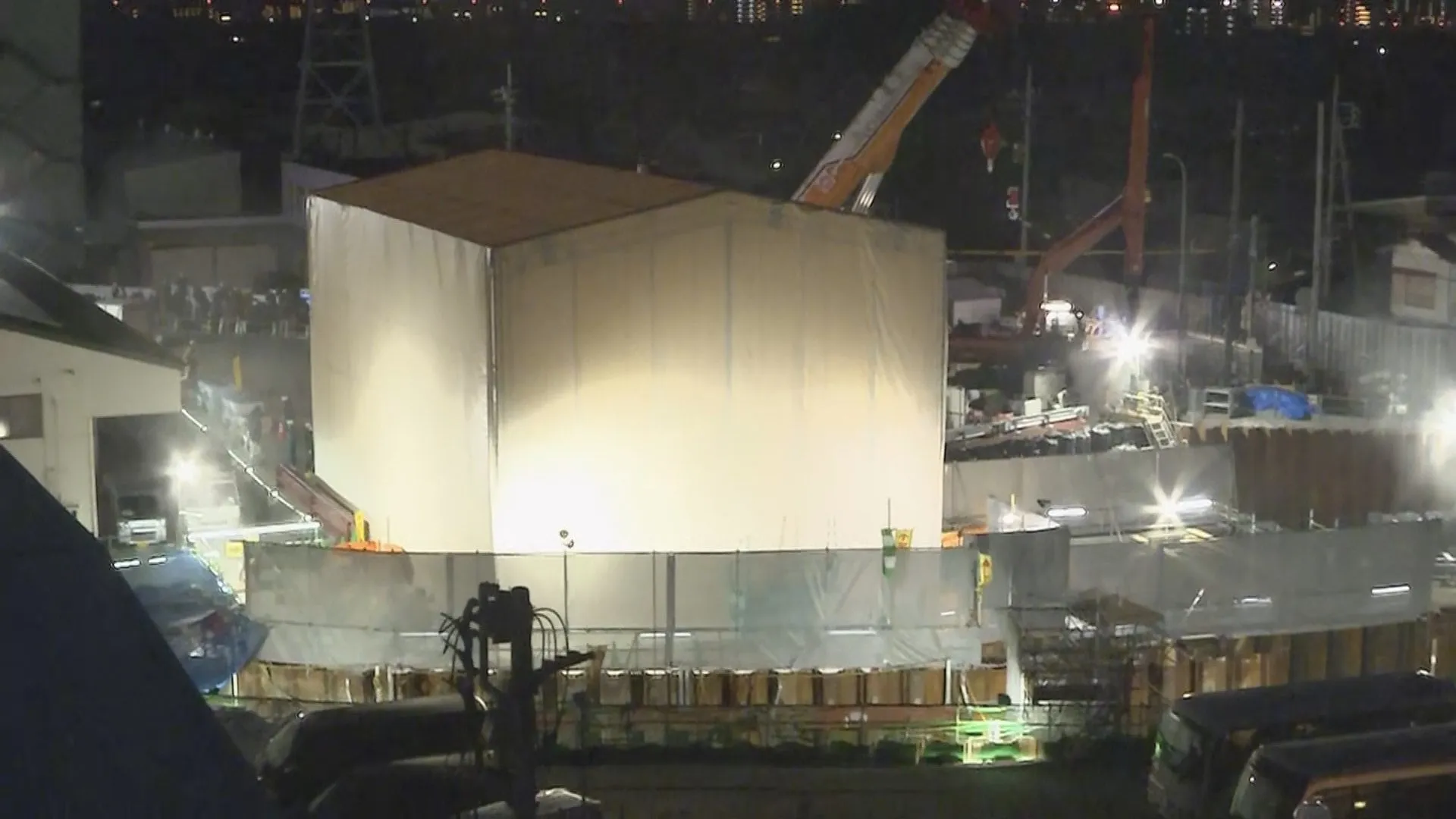 【速報】埼玉・八潮市の道路陥没事故 “発生から約3か月” 安否不明の男性運転手（74）の本格的な捜索開始