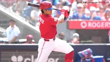 岡本和真 レアの赤ユニホームで30歳初安打初打点 4試合ぶりのマルチ、ブ軍は4カードぶりの勝ち越しで借金“5”