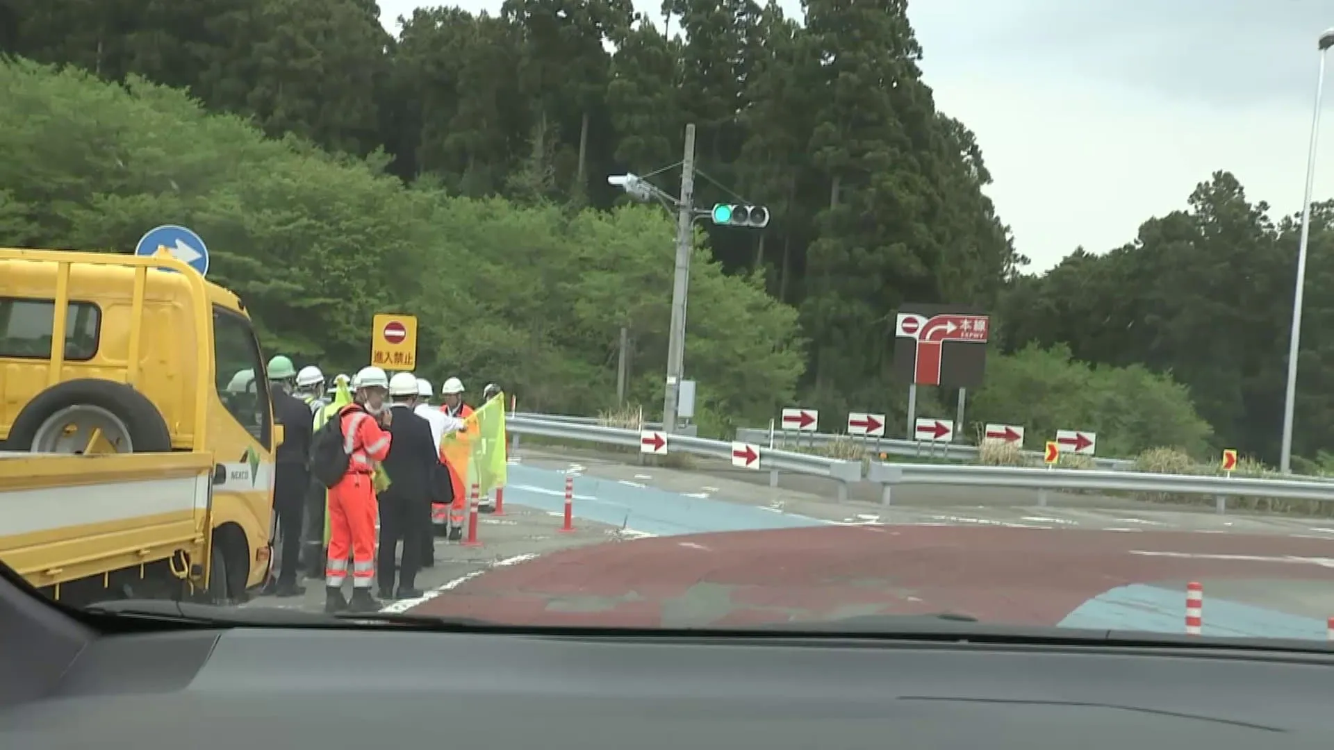 東北道3人死亡の逆走事故、栃木県が対策を検討へ　逆走始めたとみられるICについて