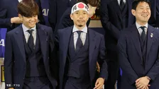 長友佑都は“闘魂”ハチマキ「これぞサムライ」森保ジャパン決戦の地へ　“最高の景色”を見るために「最後まで勇敢に戦い抜く姿を」