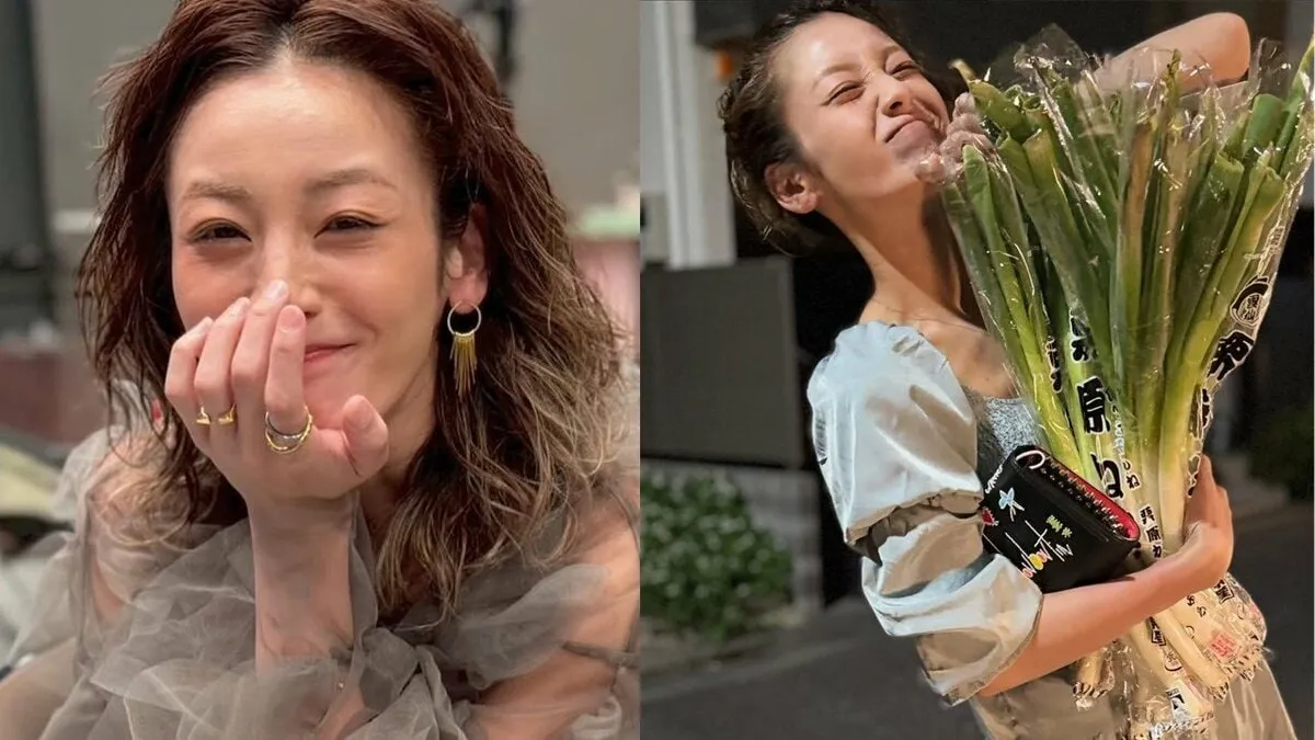 【西山茉希】「花束の代わりって」大量のネギを抱え笑顔「美味しく頂きます」　豪華ネギ料理も披露