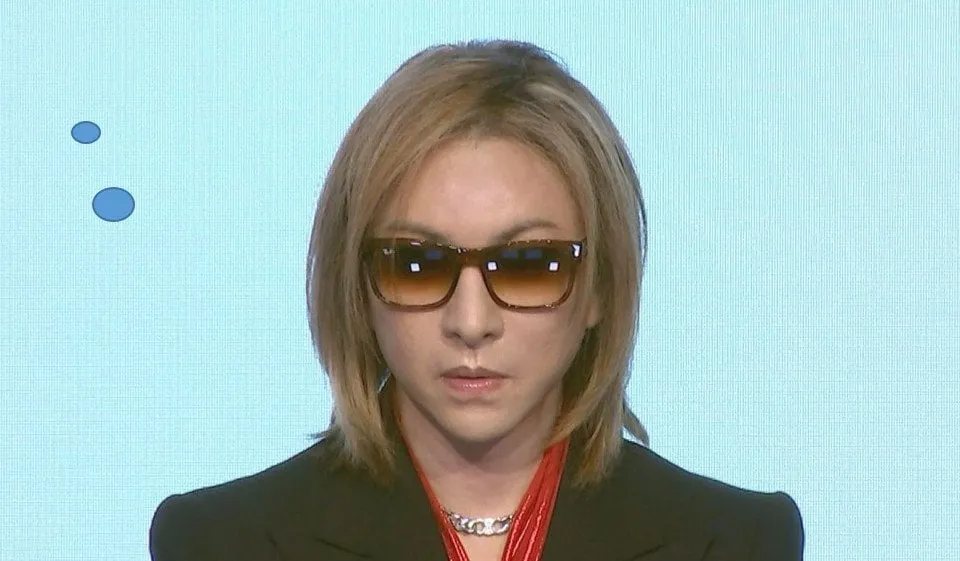 【 YOSHIKI 】 「誰も信じないとおもうけど...!」「現在、クラシック、EDM、ロックという3つの異なるジャンルで新しいアルバムを制作しています」