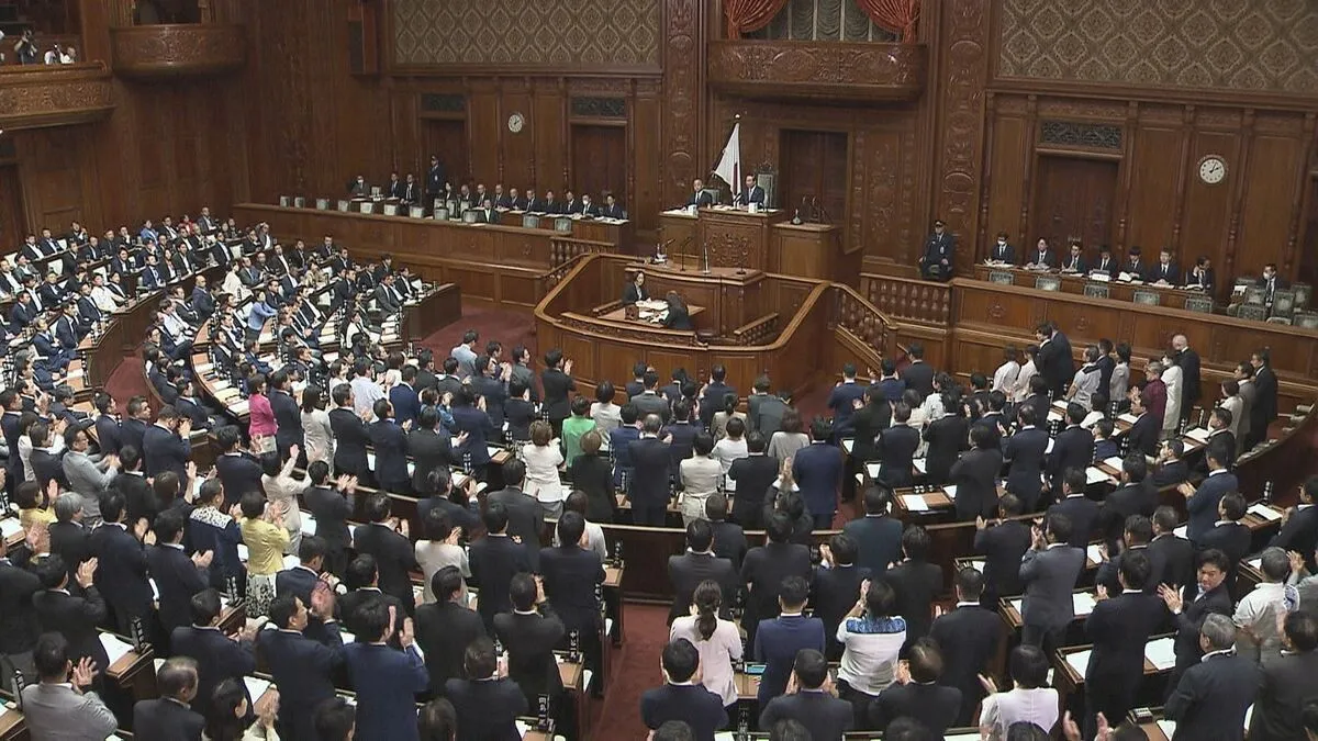 【速報】与党の怒号が飛び交う中、野党提出の“ガソリン減税”法案が衆院通過