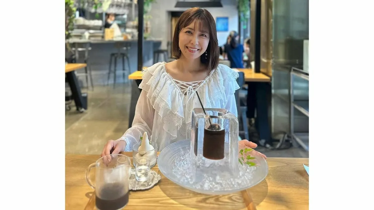 【 緒方かな子 】 「氷の器でコーヒーが飲める」　猛暑を乗り切るユニークなカフェ体験　氷の器に注がれるコーヒーが3度美味しい仕掛けを紹介