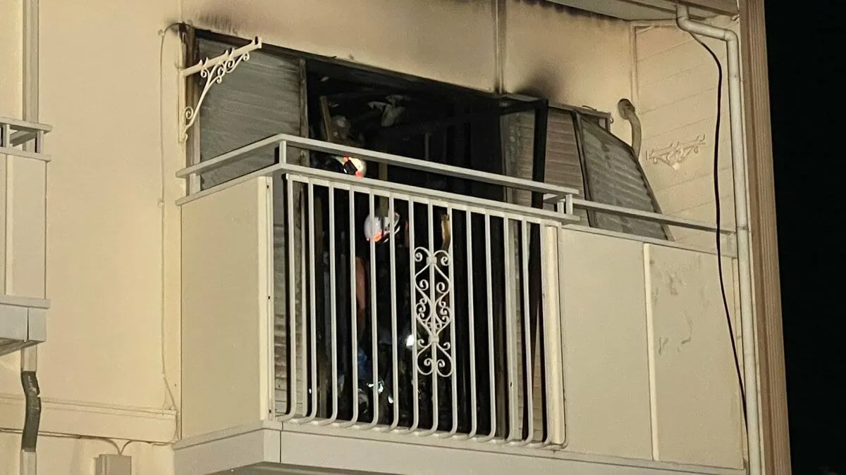 神奈川県相模原市のアパート火災　火元の部屋に住む70代男性救助も…心肺停止の状態で病院搬送後、死亡