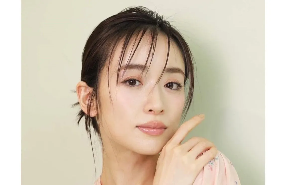 【 泉里香 】　結婚を発表　お相手はプロサッカー選手の谷口彰悟選手
