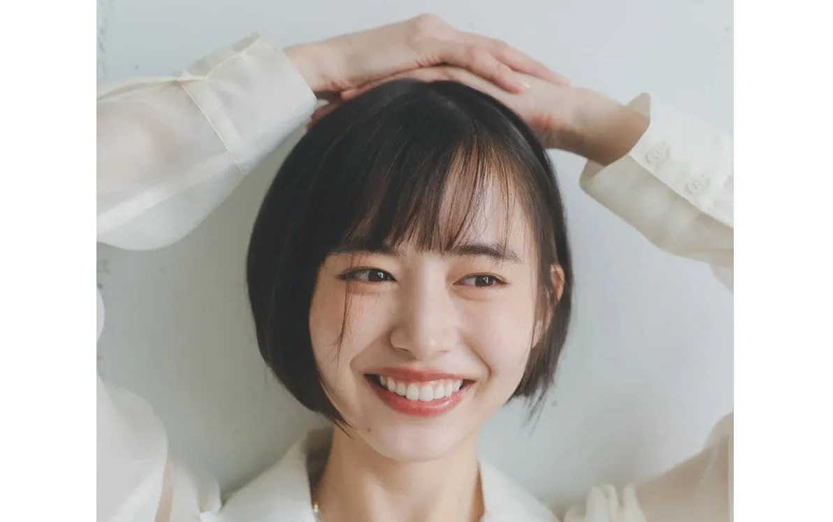 【 井桁弘恵 】　「髪を切りました！！　ばっさり！！！」「ニューイゲタもよろしくお願いします」
