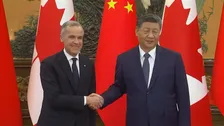中国の習近平国家主席とカナダのカーニー首相が会談　相互に関税の引き下げで合意