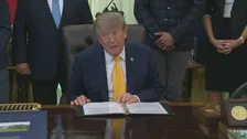 トランプ大統領　イランとの戦闘終結も石油価格下落も「中間選挙の後」　