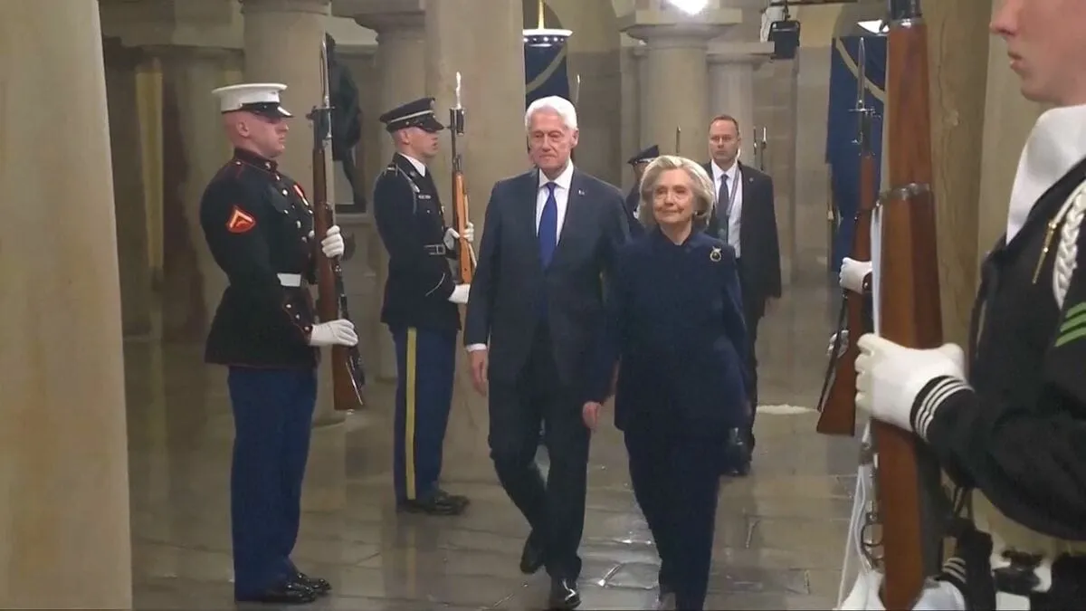アメリカ下院委員会がクリントン元大統領夫妻に召喚状　エプスタイン氏疑惑めぐり　ビル・クリントン氏とヒラリー・クリントン元国務長官