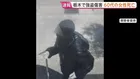 「家族がバールで殴られた」栃木県上三川町で強盗　60代女性が死亡　息子2人も次々殴られけが