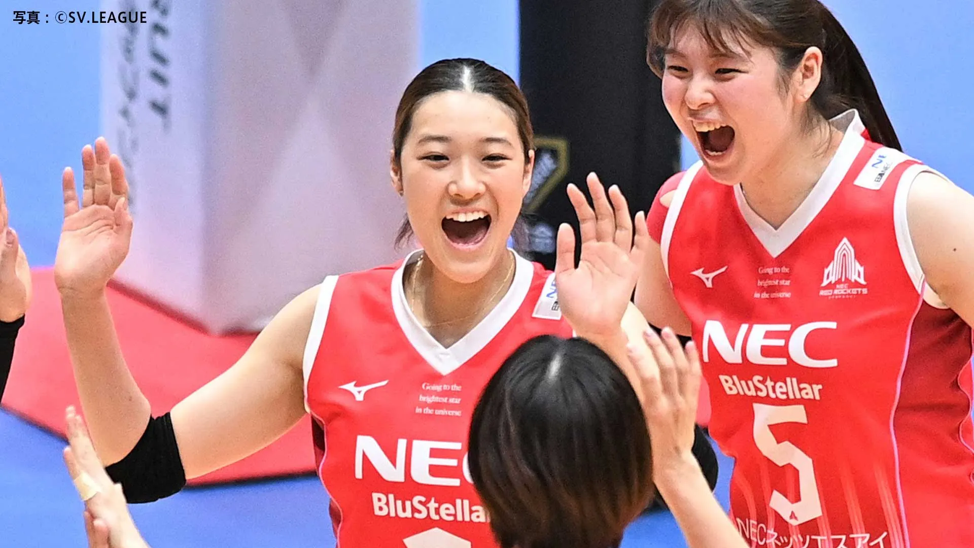 “古賀紗理那の後継者”佐藤淑乃が奮闘 リーグ3連覇かかるNEC川崎がフルセットの激戦制し準決勝進出【SVリーグ】