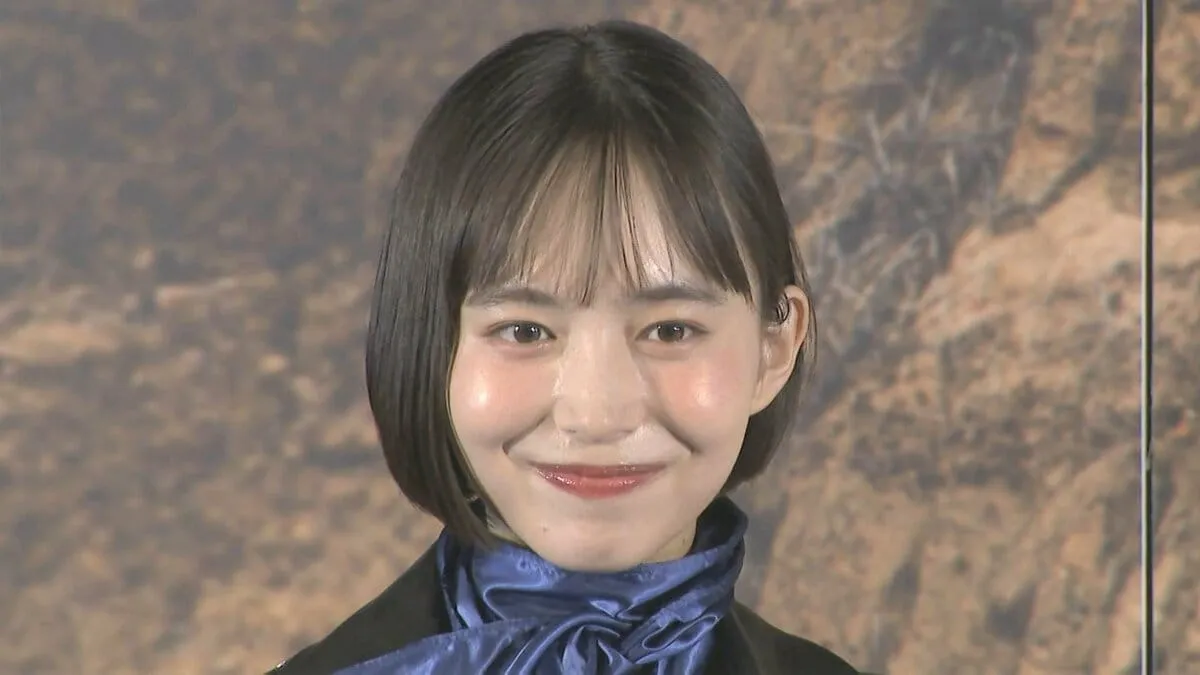 【 井桁弘恵 】 再び “ ライダー ” に変身 BKBネタも伝授され 「気合いれたい朝にもやってみたい」