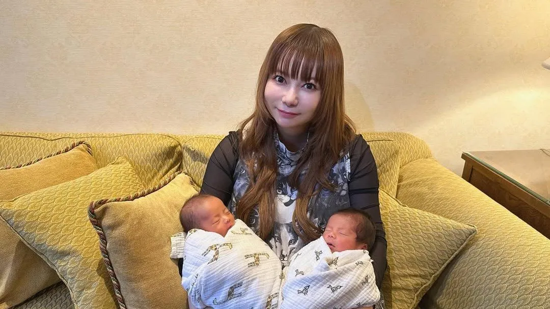 【 中川翔子 】「50万フォロワー！」大感謝　双子妊娠から出産にかけて「インスタの世界に助けてもらいました」絵日記も投稿「双子の未来を想像しちゃう」