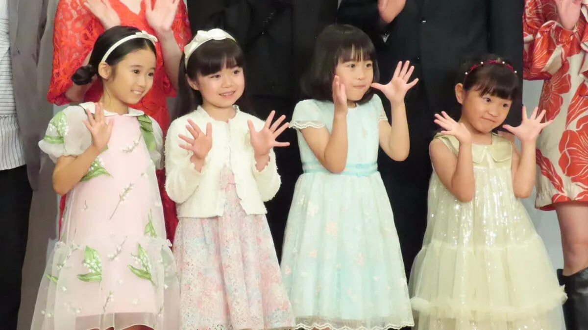 【SPY×FAMILY】アーニャ役4人集結 個性溢れるホッコリ会見「尊敬している人は谷川俊太郎さん」【ミュージカル】