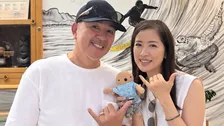 結婚30周年【 つまみ枝豆 】記念指輪のショップも30周年「凄い巡り合わせ」妻・江口ともみは「78でもお姫様抱っこ」10年後見すえ　ハワイで幸せ2ショット