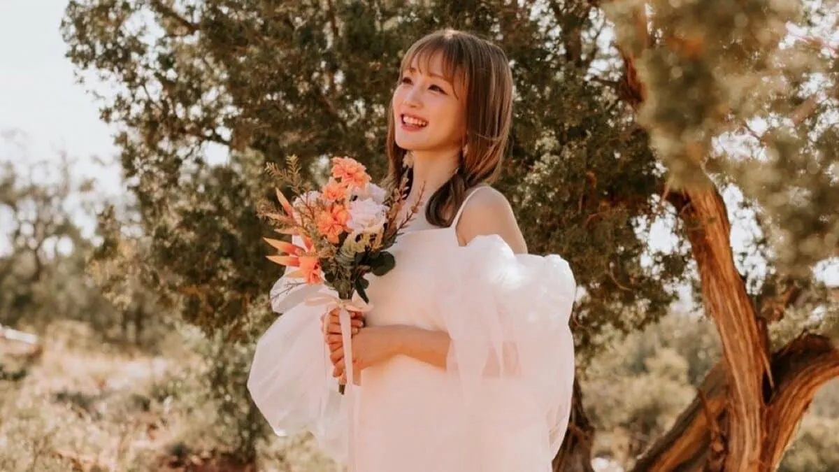 【 瀬川あやか 】　結婚を発表 　お相手は「私と私のやりたいことをまず第一に考えてくれる心豊かなとても優しい方です」　ウェディングドレス姿を公開