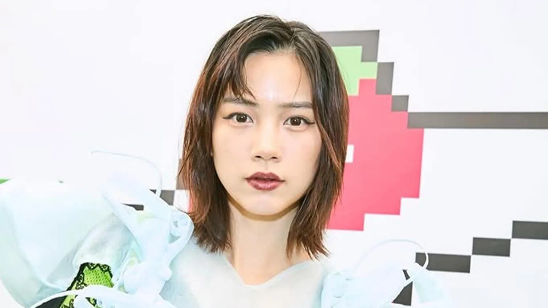 【 のん 】　フェス仕様の最新衣装を公開　中国の大型音楽フェス「ストロベリーミュージックフェスティバル」に2日間出演