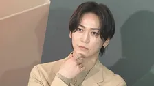 【 亀梨和也 】田中みな実との結婚発表後 初の公の場に登壇  祝福の声に「ありがとうございます」と何度もお辞儀