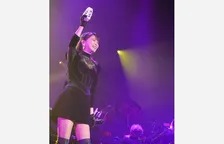 【 森高千里 】　大阪でライブ　「胸が熱くなる瞬間がたくさんありました。皆さんの声援や拍手が忘れられないです」