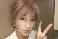 【 がんサバイバー 】梅宮アンナさん　ピンクリボン月間にがんへの思い「がんを宣告される方が日々増えています。私の後に続く方々の為に、今日も私は動きます」